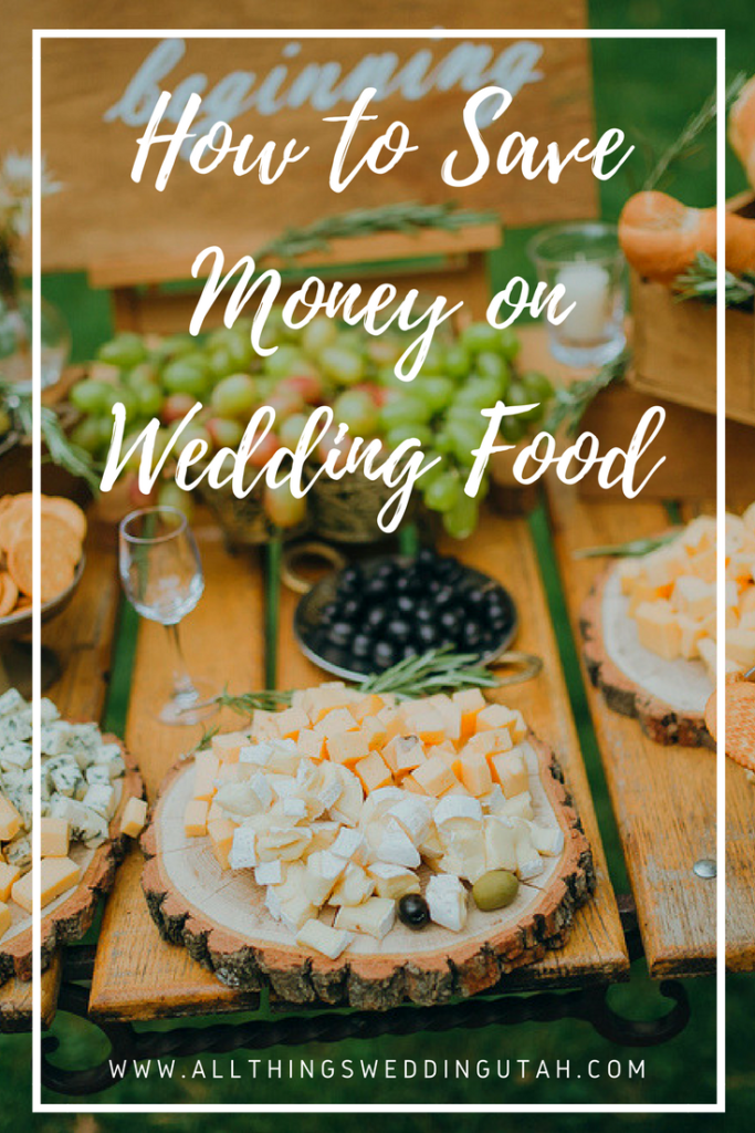 How to save money on wedding food