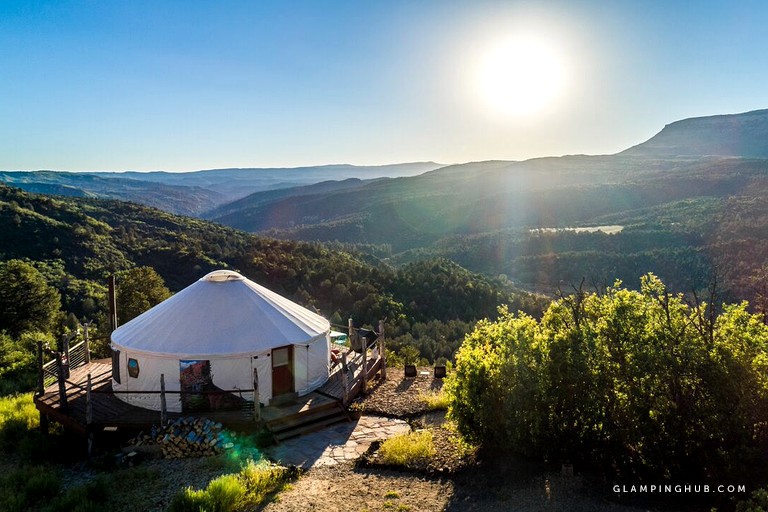 Honeymoon Glamping, Consider A Romantic Glamping Trip for your Honeymoon