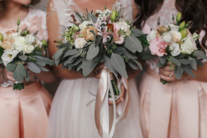 Save Money on Wedding Flowers, How to Save Money on Wedding Flowers