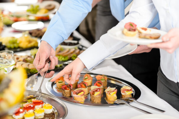 What to Discuss With Potential Caterers Before Your Wedding